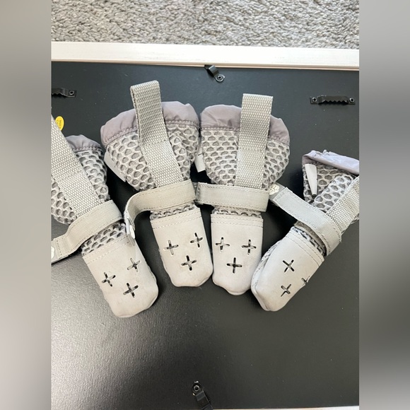 Canada Pooch Hot Pavement Dog Boot, Grey, 1 - Picture 6 of 7